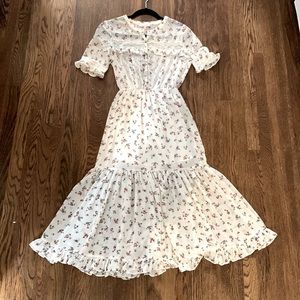 Women’s Sheer Lace Floral Dress - Size SMALL
